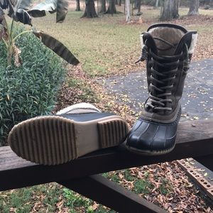 Women’s duck boots.